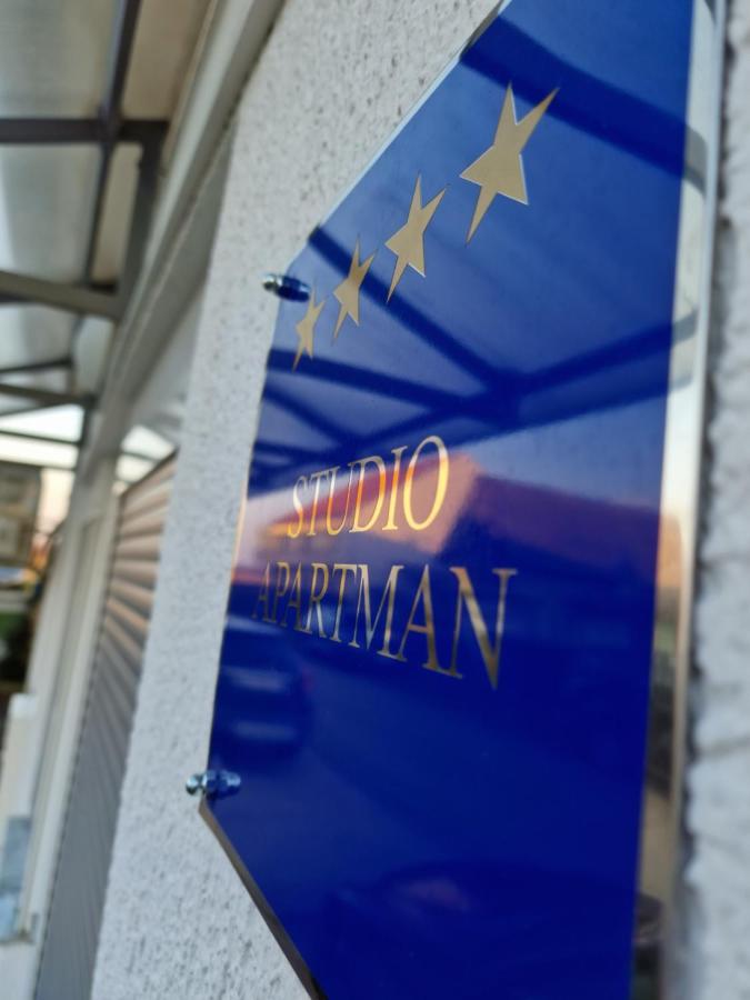 Studio Apartman Suburban Visnjevac Exterior photo