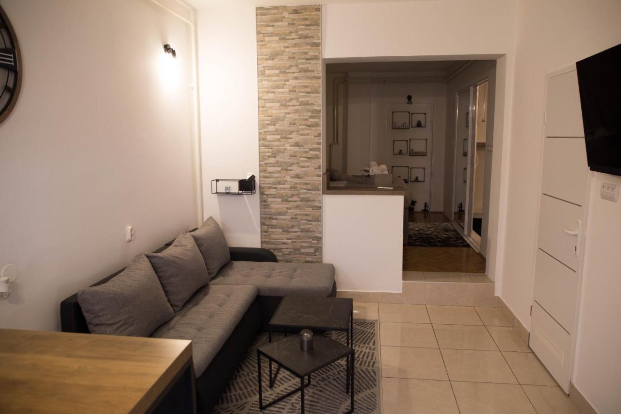 Studio Apartman Suburban Visnjevac Exterior photo
